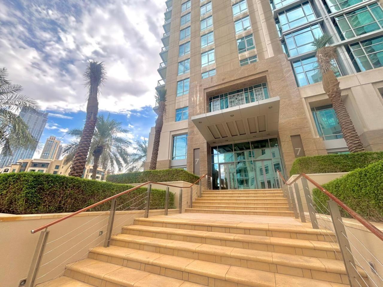 Splendid With Burj Khalifa And Fountain View Apartment