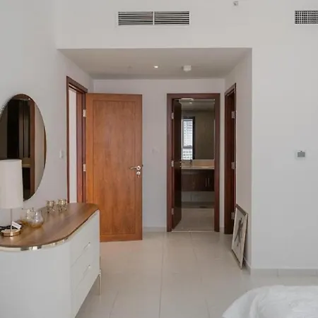 Splendid Apartments With Burj Khalifa And Fountain View Dubai Exterior photo