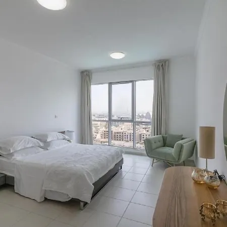 Splendid Apartments With Burj Khalifa And Fountain View Dubai Exterior photo