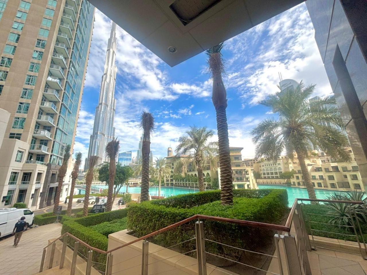 Splendid With Burj Khalifa And Fountain View Дубай